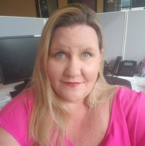 Meet your Posher, Allyson